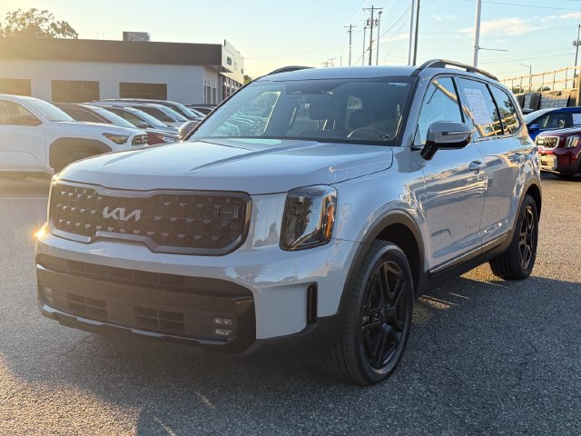 Certified 2024 Kia Telluride SX Prestige X-Line AWD/4WD image 9