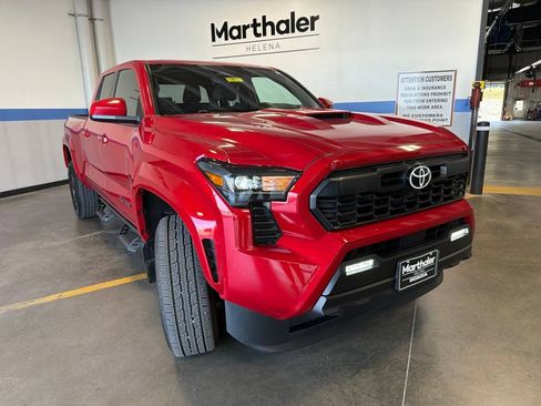 Used 2026 Toyota Tacoma TRD Sport AWD/4WD image 3