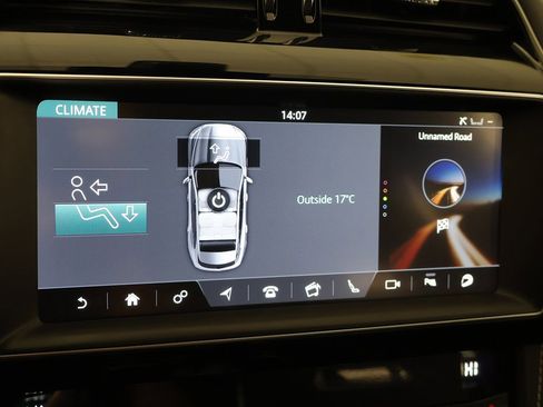 Used 2020 Jaguar F-PACE SVR image 52