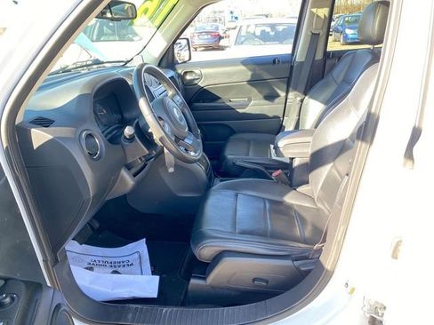 Used 2016 Jeep Patriot High Altitude image 24