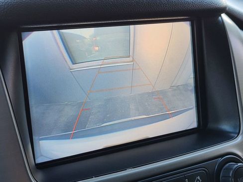 Used 2018 GMC Yukon Denali image 29