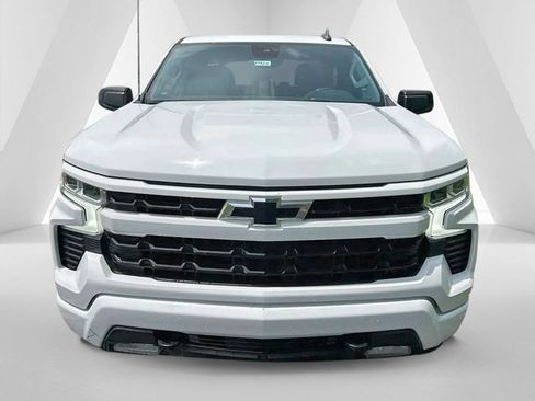 Used 2022 Chevrolet Silverado 1500 RST AWD/4WD image 2