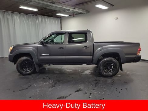 Used 2012 Toyota Tacoma 4x4 Double Cab w/ Convenience Pkg image 5