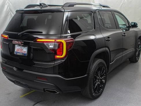 Used 2023 GMC Acadia SLT w/ Elevation Edition AWD/4WD image 10