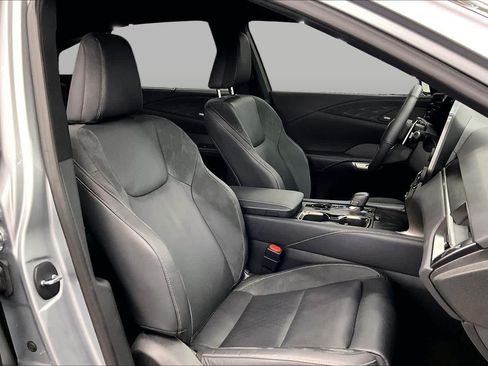 Used 2023 Lexus RX 350 FWD w/ Cold Area Package image 9