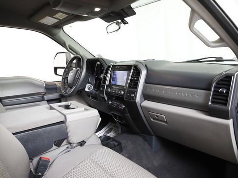 Used 2022 Ford F250 XLT w/ FX4 Off-Road Package AWD/4WD image 10