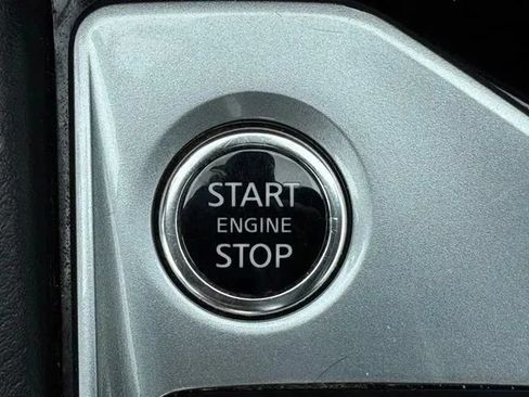 Used 2024 Nissan Altima 2.5 SV FWD image 24