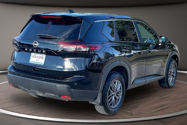 Certified 2026 Nissan Rogue S FWD image 2