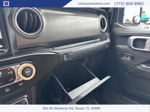 Used 2020 Jeep Gladiator Rubicon w/ Dual Top Group image 48