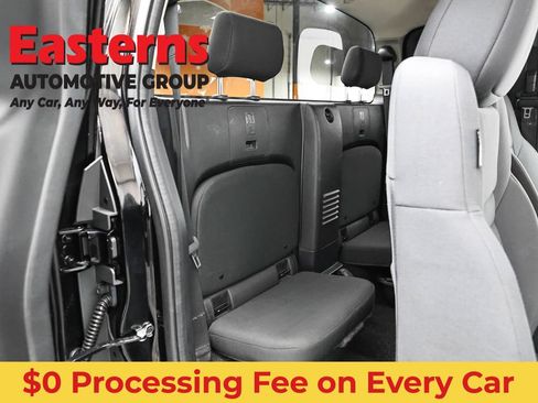 Used 2022 Nissan Frontier S RWD image 23