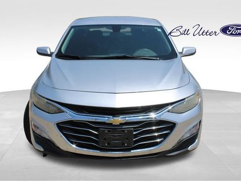 Used 2022 Chevrolet Malibu LT FWD image 2