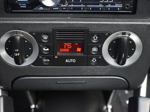 Used 2002 Audi TT 1.8T image 32