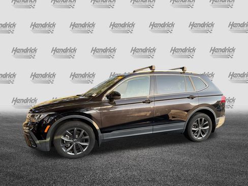 Used 2022 Volkswagen Tiguan SE FWD image 6