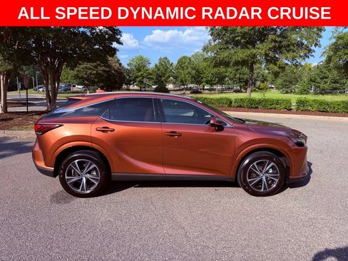 Used 2025 Lexus RX 350 Premium w/ Accessory Package (Z1) FWD image 9