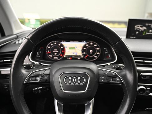 Used 2019 Audi Q7 3.0T Premium Plus w/ Premium Plus Package AWD/4WD image 31