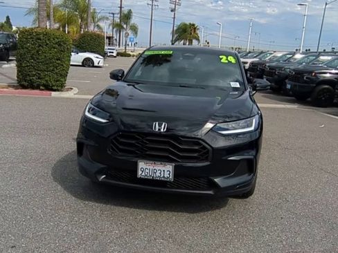 Used 2024 Honda HR-V Sport image 3