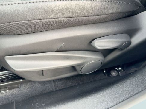 New 2026 Jeep Compass Latitude image 13