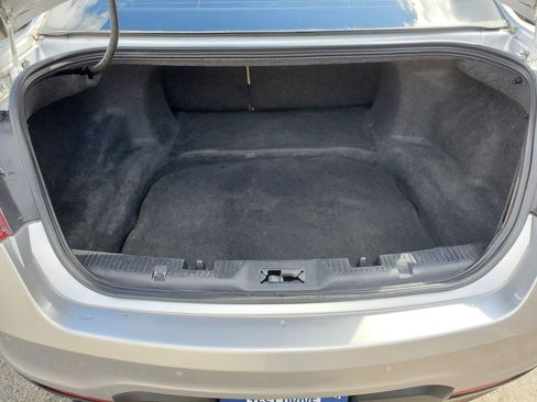 Used 2010 Ford Taurus SEL image 51