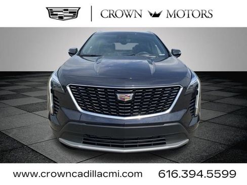Certified 2023 Cadillac XT4 Premium Luxury w/ Technology Package AWD/4WD image 8