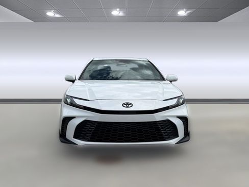 Used 2025 Toyota Camry SE w/ Multimedia Upgrade Package FWD image 6