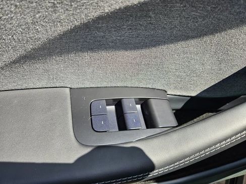 Used 2025 Tesla Model 3 Long Range RWD image 21