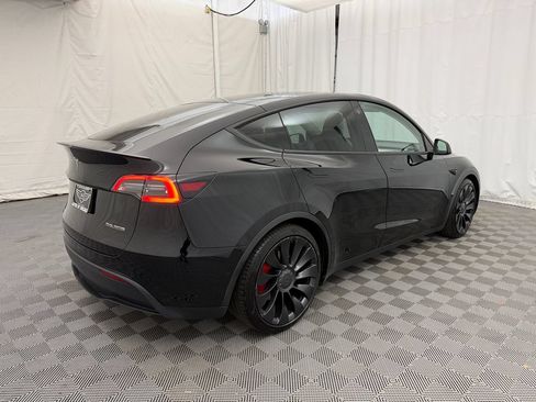 Used 2021 Tesla Model Y Performance AWD/4WD image 5