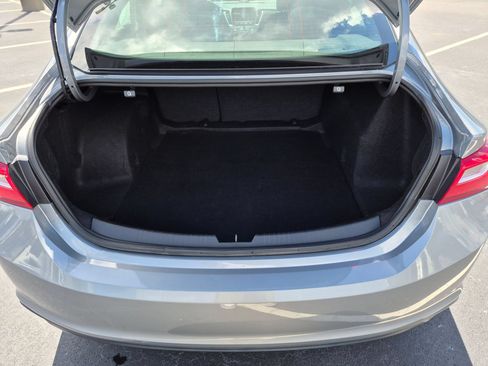Used 2023 Chevrolet Malibu LS FWD image 31
