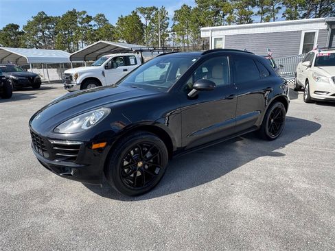 Used 2018 Porsche Macan image 1