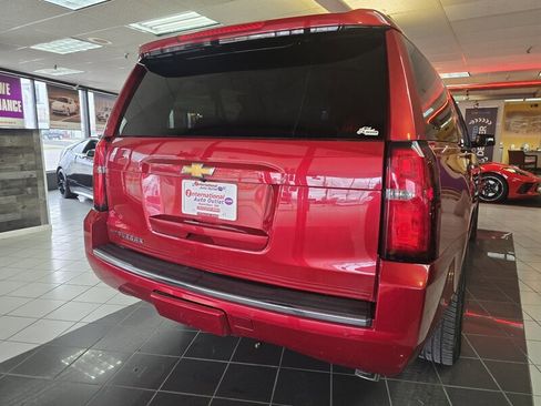 Used 2015 Chevrolet Suburban LTZ image 5