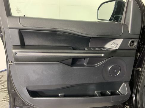 Used 2019 Ford Expedition XLT w/ Equipment Group 202A image 28