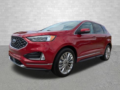 Used 2024 Ford Edge Titanium w/ Titanium Elite Package image 5
