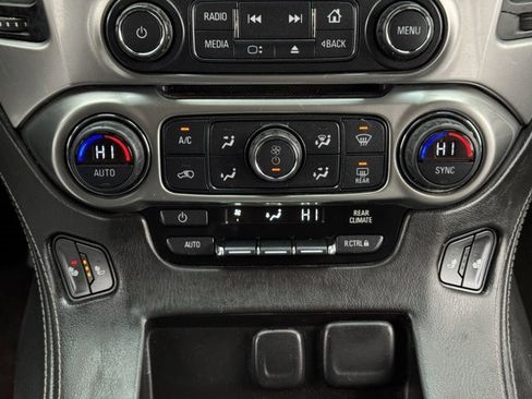 Used 2016 Chevrolet Suburban LT w/ Luxury Package image 20