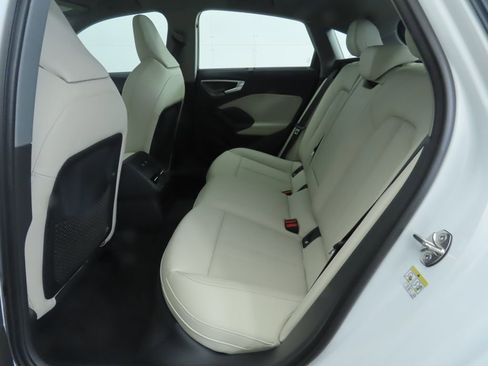 Used 2025 Audi A5 2.0T Premium Plus w/ Premium Plus image 23