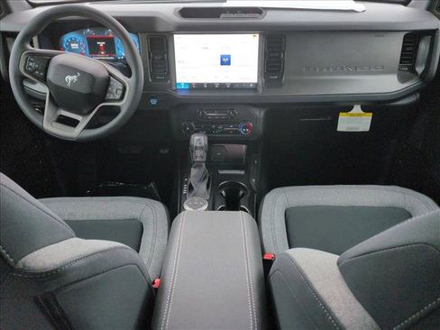 New 2025 Ford Bronco 2-Door image 15