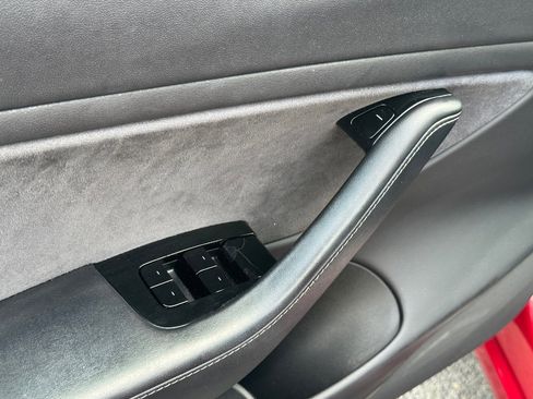 Used 2019 Tesla Model 3 Standard Range Plus image 29