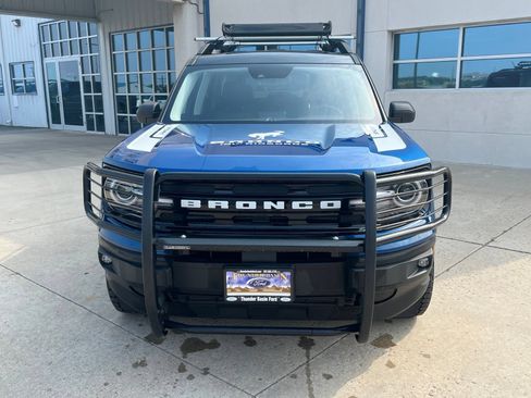 Used 2023 Ford Bronco Sport Outer Banks w/ Tech Package AWD/4WD image 2