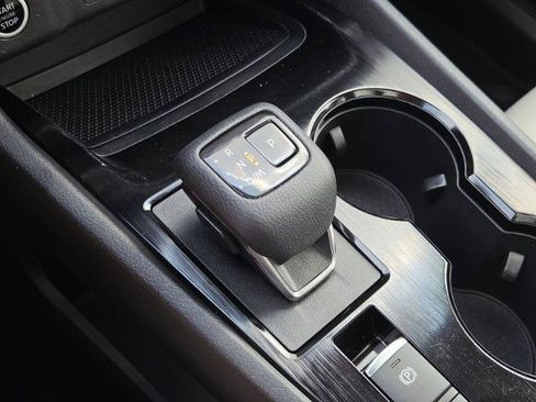 Certified 2021 Nissan Rogue SV w/ Premium Package FWD image 25