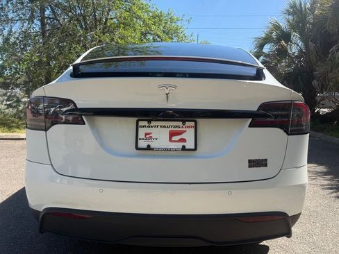 Used 2022 Tesla Model X Plaid AWD/4WD image 10
