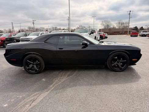 Used 2013 Dodge Challenger R/T Plus image 7