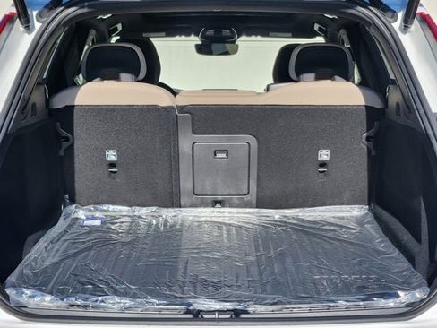 New 2026 Volvo XC60 B5 Plus w/ Protection Package Premier image 17