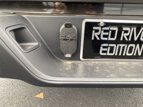 New 2026 Jeep Gladiator Sport image 11