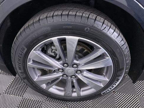 Certified 2023 Cadillac XT5 Premium Luxury w/ Technology Package image 16