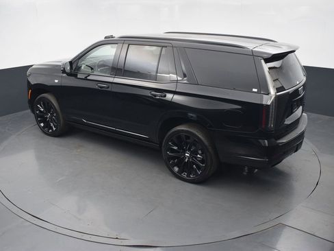 Certified 2026 Cadillac Escalade Platinum Sport w/ LPO, ONYX Package AWD/4WD image 43