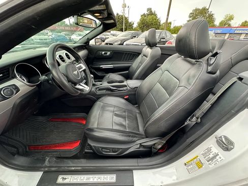Used 2020 Ford Mustang Premium RWD image 19