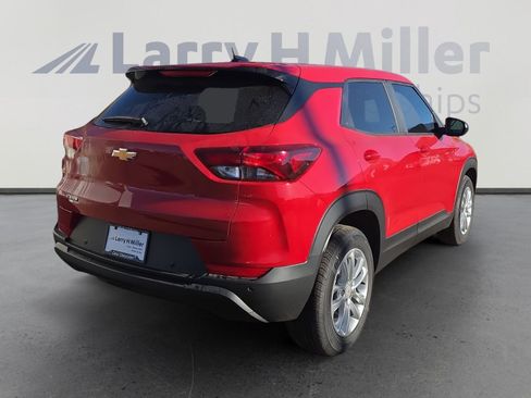 New 2026 Chevrolet TrailBlazer LS image 5