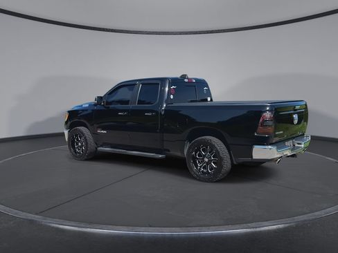Used 2019 RAM 1500 Big Horn RWD image 6