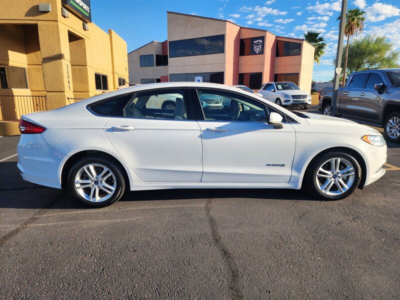 Used 2018 Ford Fusion S FWD image 2