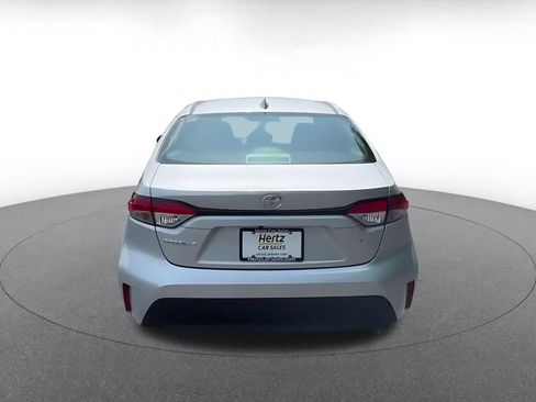 Used 2025 Toyota Corolla LE FWD image 10