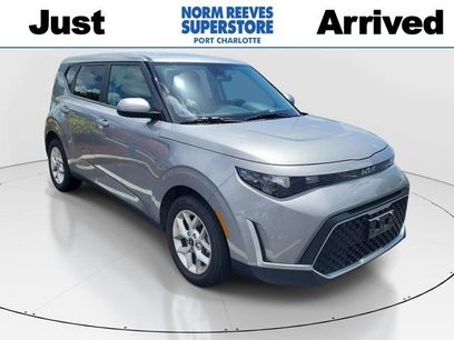Used 2023 Kia Soul LX w/ Option Group 015