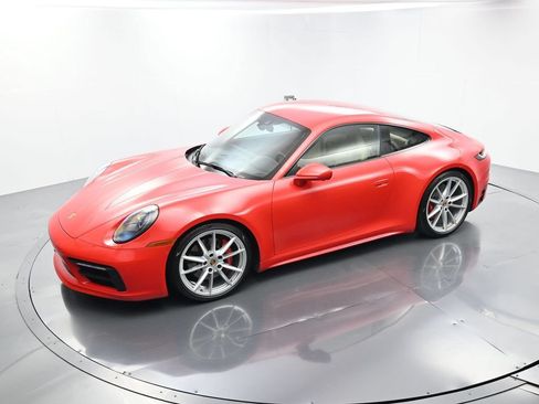 Certified 2024 Porsche 911 Carrera S RWD image 33